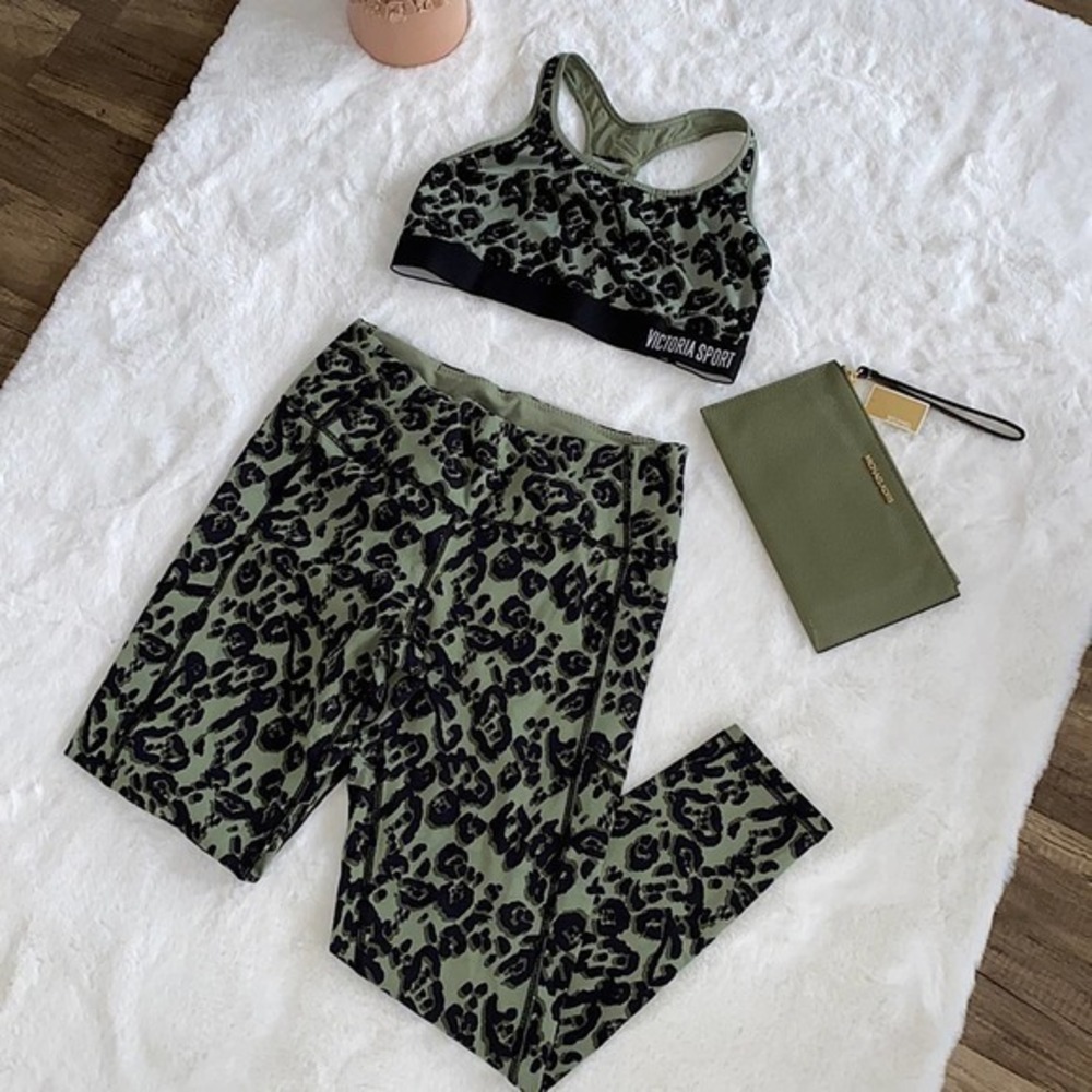 VSX ULTIMATE SPORT SET / LEGGINGS / BRA